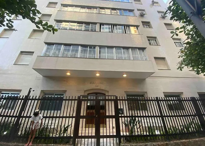 Apartamento no centro do Guarujá - Pitangueiras