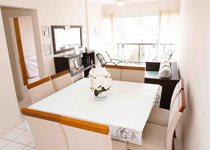 Menlia Guarujá Apartamento
